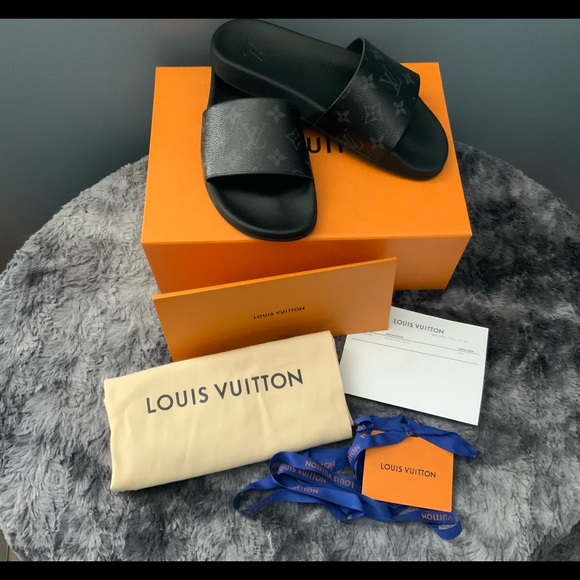 Louis Vuitton Shoes - Louis Vuitton *LIKE NEW* Black Waterfront Mules Black Slides 💯 authentic M5/ W7